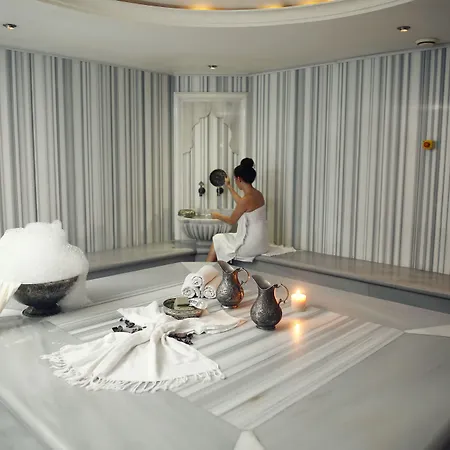 Kemer Country Istanbul Hotel 4*