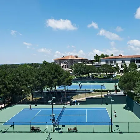 Kemer Country ıstanbul Otel