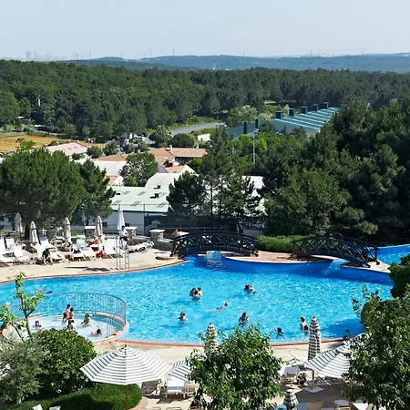 ホテル Kemer Country Istanbul ゼケリヤキョイ