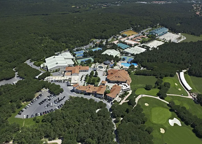 Kemer Country Istanbul 4* Zekeriyakoy